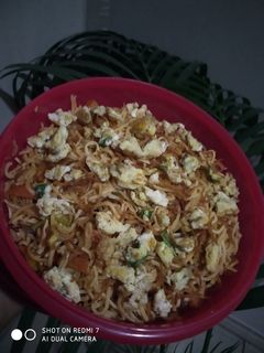 এগ-ভেজিটেবিল চাউমিন(Egg vegetable chowmin recipe in Bengali) রেসিপির প্রধান ছবি