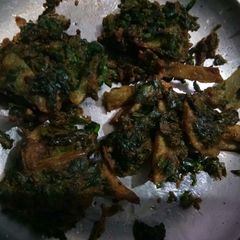 A picture of Palak pkoda.