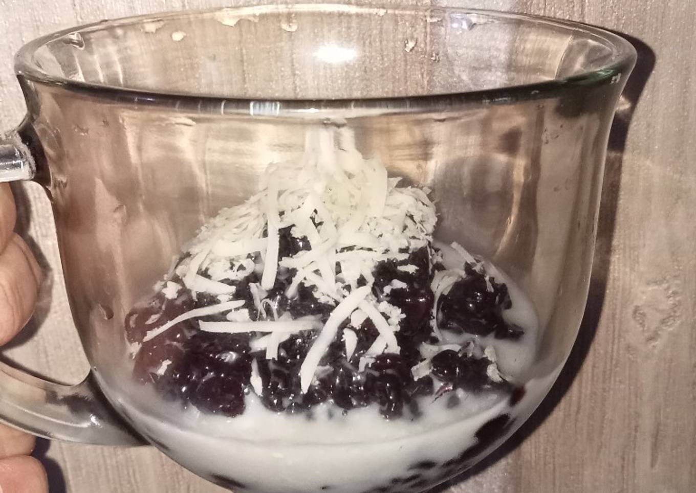 Ketan hitam kuah SUSU keju