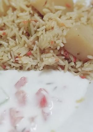 A picture of Alu valy chawal😋.