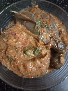 ஸ்டப்டு கத்திரிக்காய் கறி செய்முறை முக்கிய புகைப்படம்
