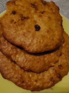 Gluténmentes fehérjeporos csokis zabkeksz recept fotója
