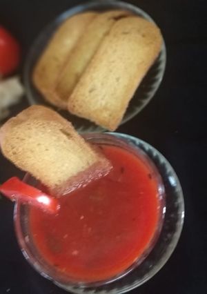 ટોમેટો સૂપ (Tomato Soup Recipe in Gujarati) રેસીપી મુખ્ય ફોટો