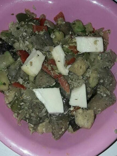 Una foto de Revuelto de vegetales y pollo (bebes)