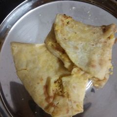 Puran poli A picture of Puran poli.
