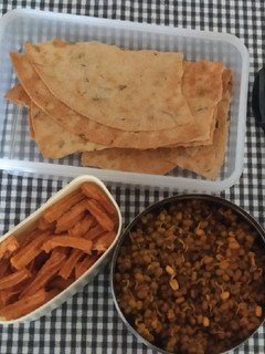 ફણગાવેલા મગ (Sprouted Moong Recipe In Gujarati) રેસીપી મુખ્ય ફોટો