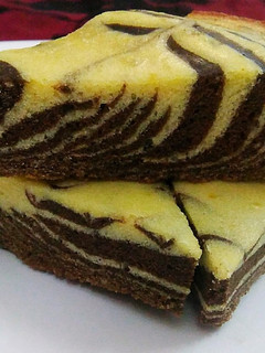 A picture of Zebra cake.