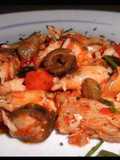 Caciucco di Tonno con Pomodorini, Olive Nere e Capperi