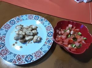 Una foto de Tintorera en adobo