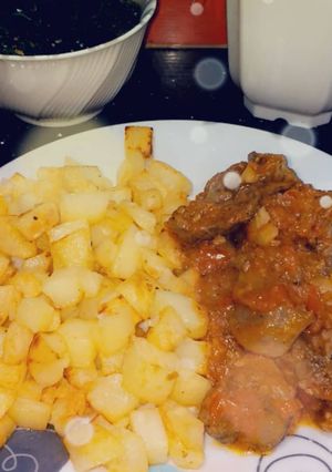 صورة لوصفة كبدة مشرملة بصوص الطماطم