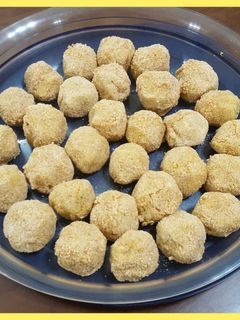 صورة لوصفة كرات البطاطا مع الأعشاب و الجبنة