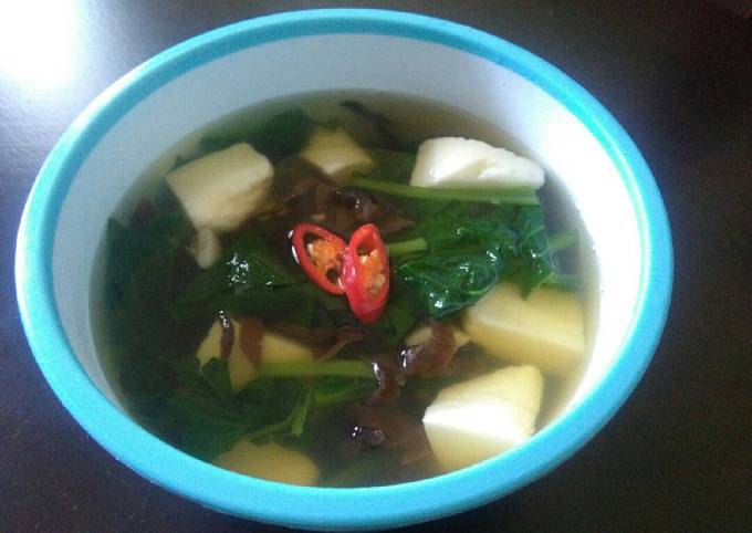 Cara Membuat Sop sawi putih telur Kekinian