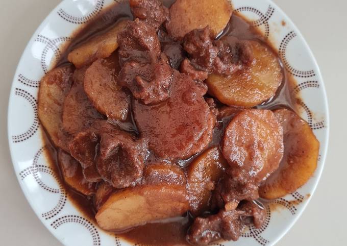 Semur Daging Kentang