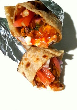 A picture of Onion Pakoda Roll.