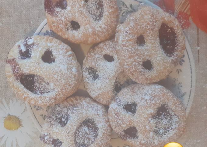 Ricetta di Veloce Biscotti mostruosi di halloween 🎃...che paura..😄😄!