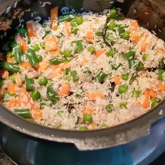 A picture of Jiffy Ghee Rice.