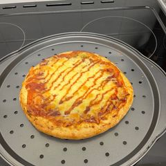 A picture of BBQ Pizza.