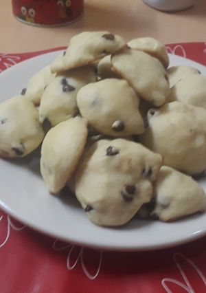Una foto de Galletas con chip de chocolate sin manteca esponjosa 🍪🦋👏