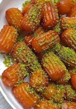 صورة لوصفة بلح الشام المقرمش بالكاسترد