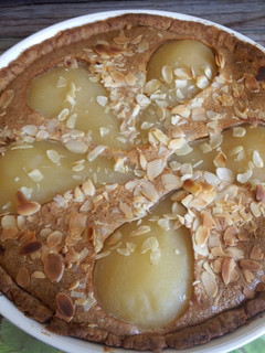Una foto de Tarta de peras y almendras