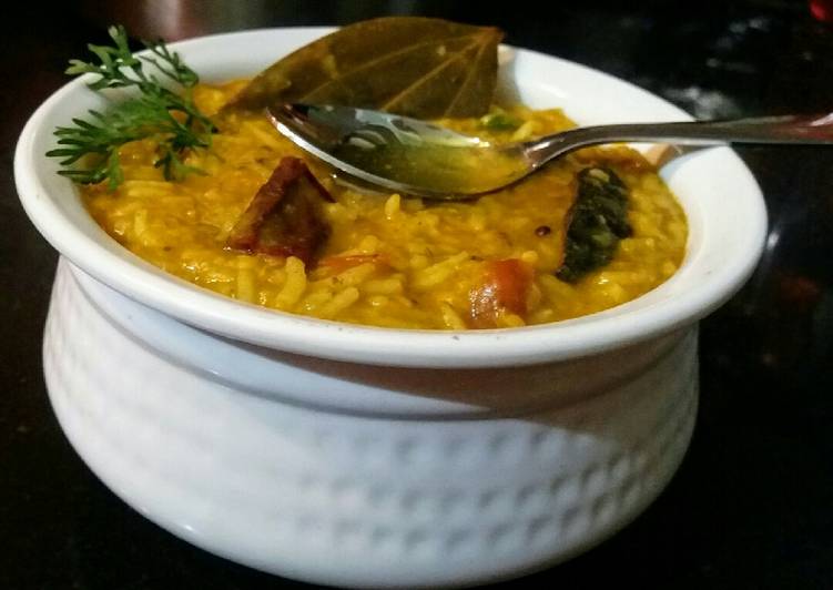 Simple Way to Prepare Award-winning Moong dal khichdi