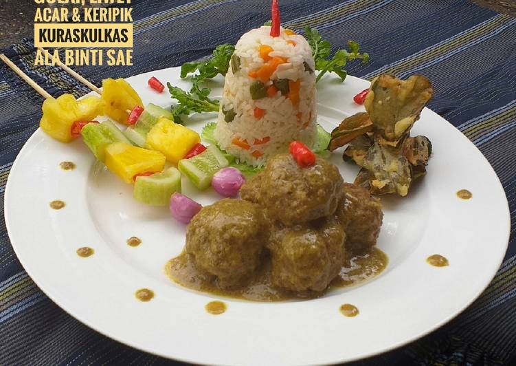 Bola Gulai, Liwet Sayur, Acar & Keripik