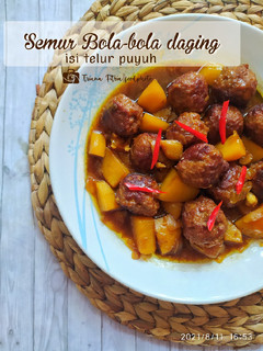 Foto resep Semur Bola-bola daging isi telur puyuh