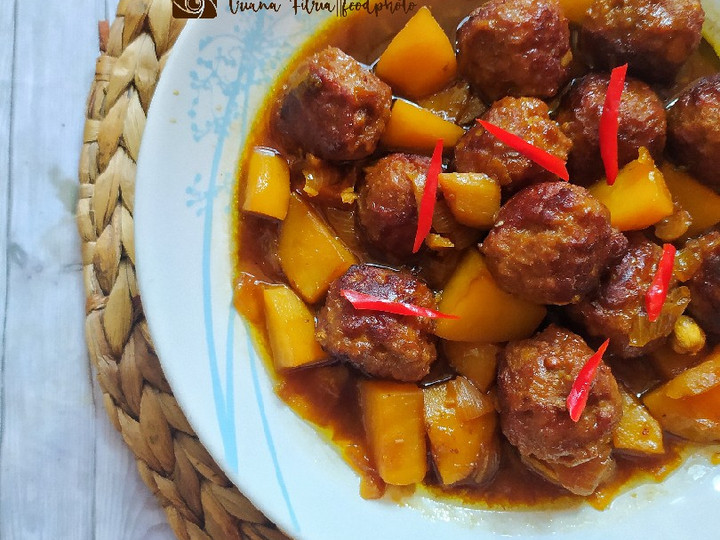 Resep Semur Bola-bola daging isi telur puyuh, Menggugah Selera