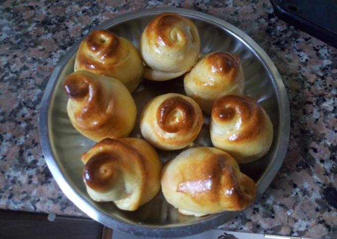 Step-by-Step Guide to Make Quick Dinner rolls