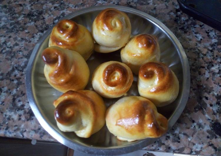 Recipe of Speedy Dinner rolls