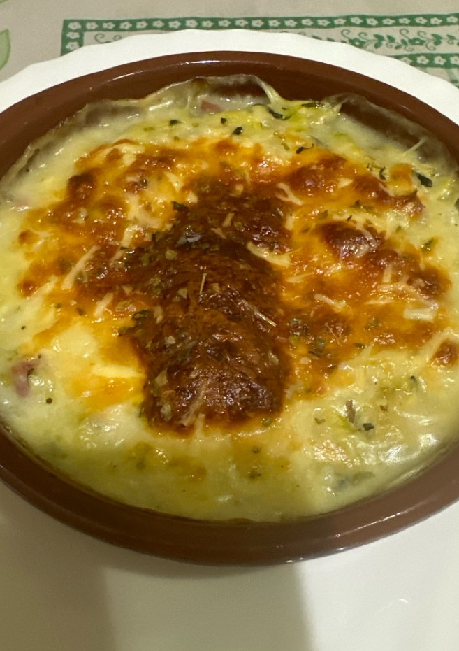 Una foto de 612. Gratinado de calabacín y jamón serrano (principal verdura)