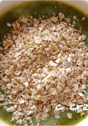 Una foto de Crema de ortigas con avena