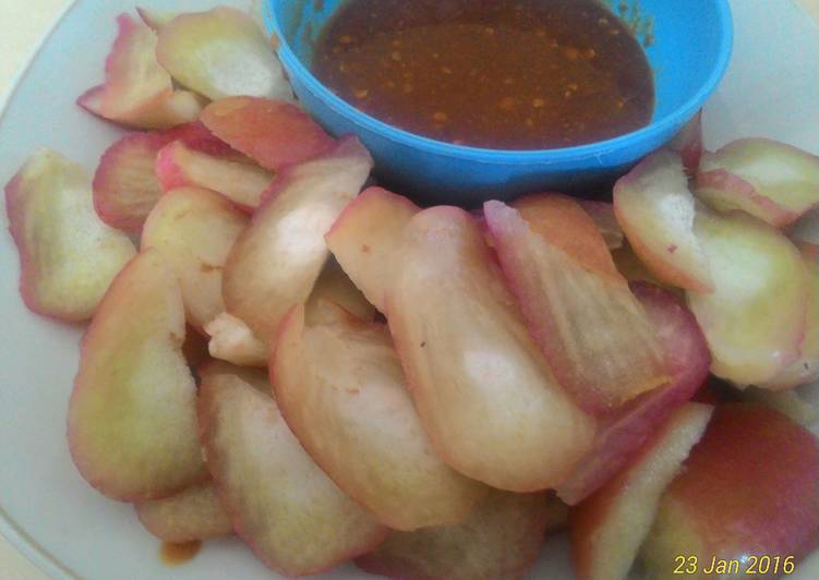 Cara Gampang Menyiapkan Lutis Jambu Air yang Lezat Sekali