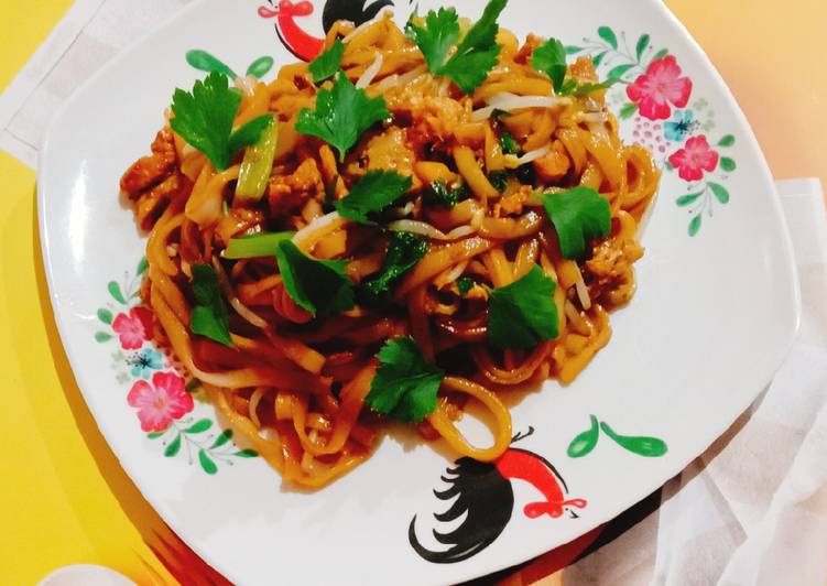 Bagaimana Memasak "Kwetiau goreng daging"👍😘❤️ Sederhana