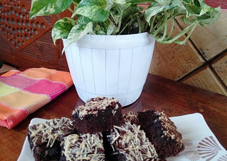 Brownies Cokelat Moist Yummy no BP & Soda Kue