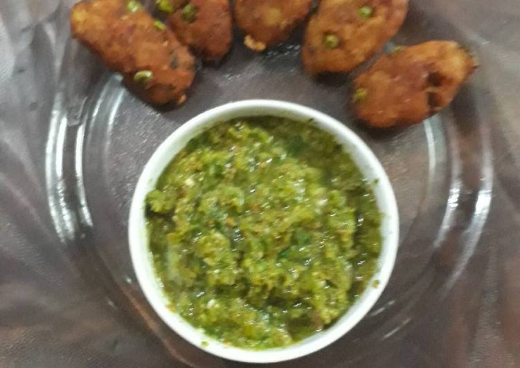 Recipe of Award-winning Spicy peas potato Nuggets