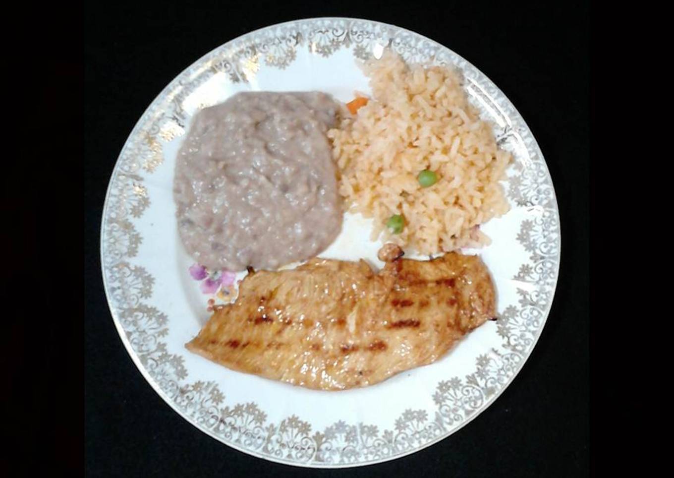 Pollo Sazonado con Achiote (El Huapango de Moncayo)