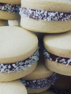 Una foto de Alfajores de Maicena