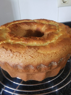 Una foto de Bizcocho de chocolate blanco