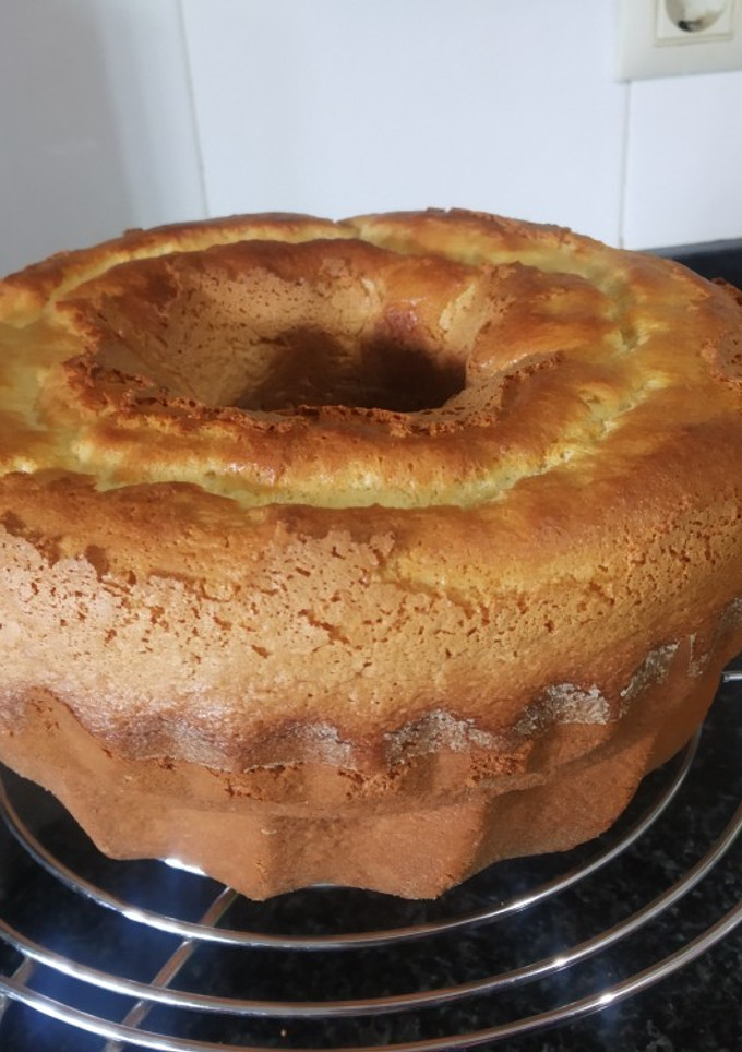 Una foto de Bizcocho de chocolate blanco