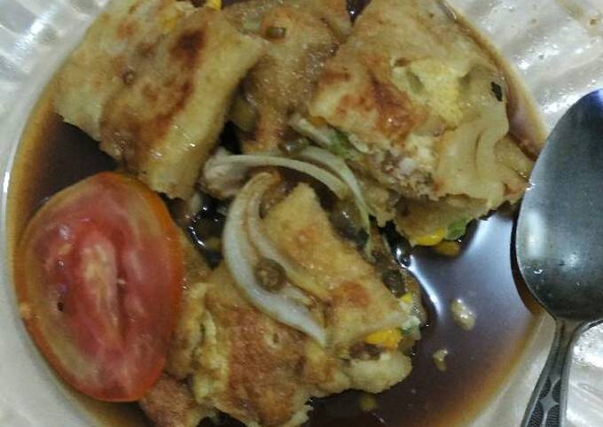 Martabak mesir (isi ayam dan jagung)