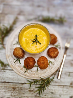 Foto di Polpette di ceci e salsa allo yogurt