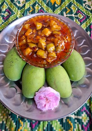 A picture of Raw Mango Tadka Pickle.