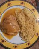 Muslistos de Pollo a la Mostaza con Arroz Amarillo
