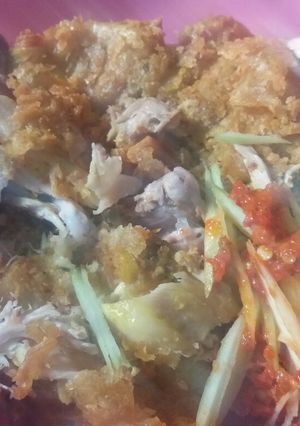 Foto resep Ayam geprek sambal pencit 😋
