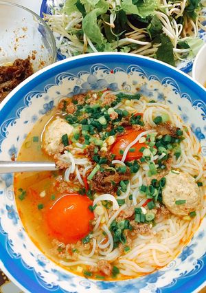 Hình của món Bún riêu cua đồng.