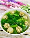 Canh Cải Bẹ Xanh Nấu Bò Viên
