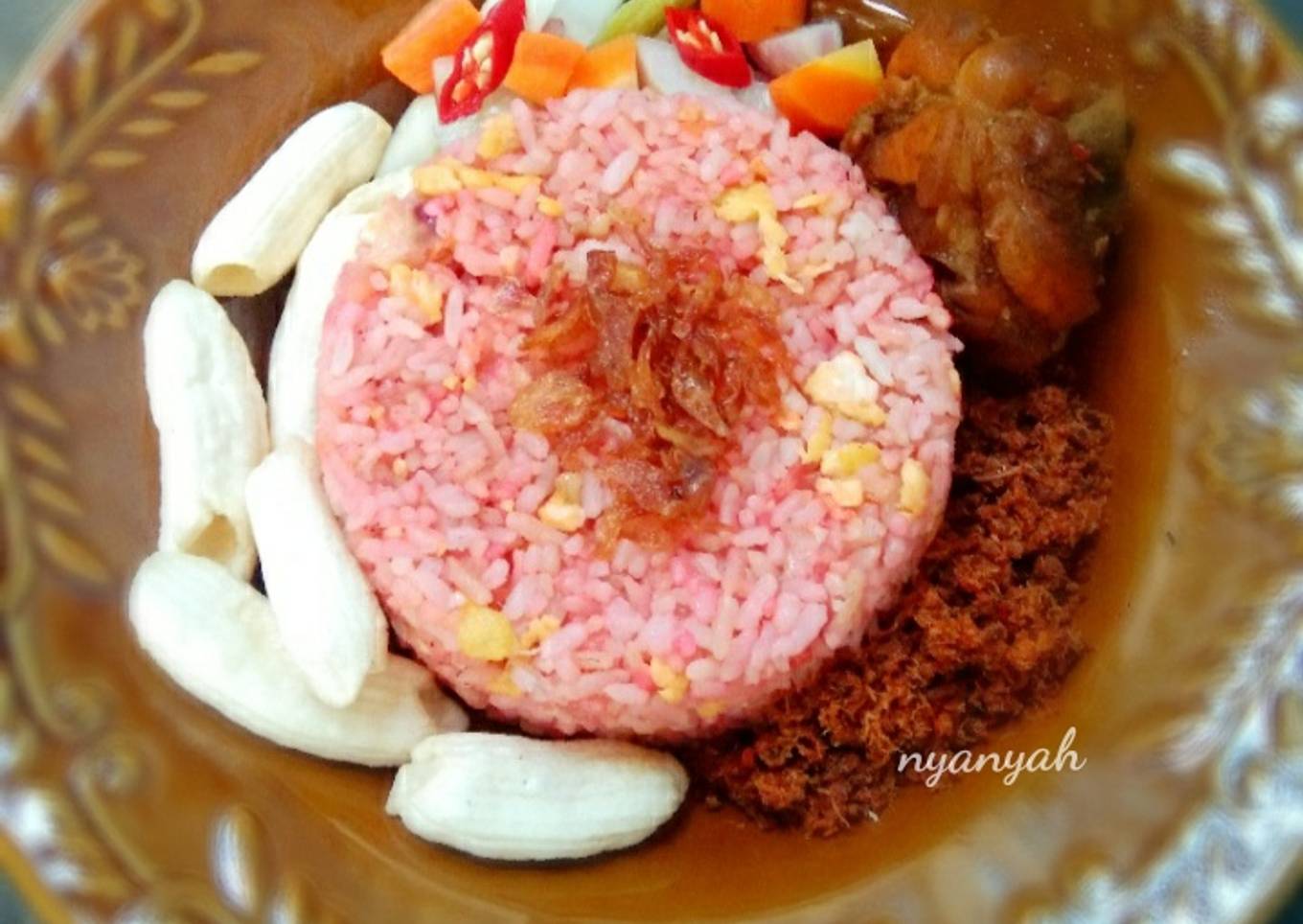 Nasi goreng merah