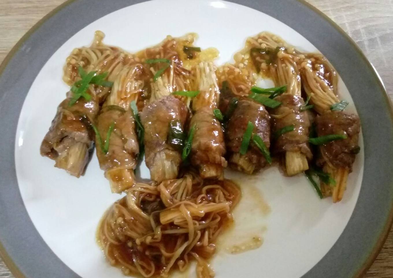 Enoki Gulung Daging Sapi/Enoki Beef Roll