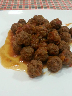 Una foto de Albondigas paleo en salsa roja